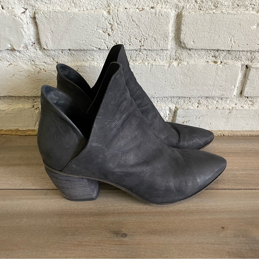 Officine Creative midnight heeled ankle boot size 8